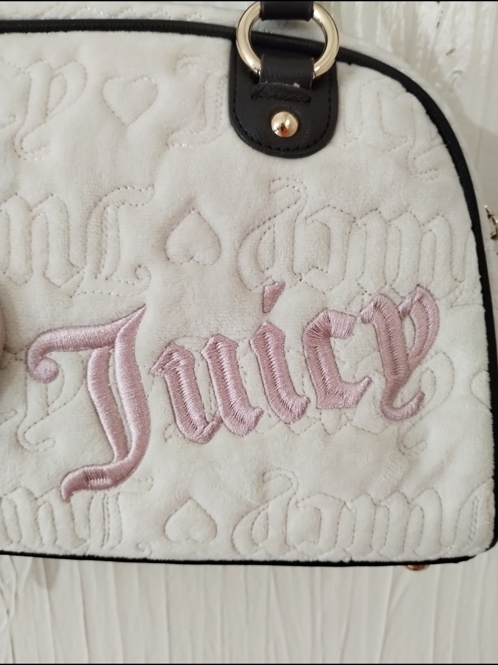 Juicy Couture Velvet Cream Quilted Monogram Satchel Bag. Final Price - Picture 5 of 12